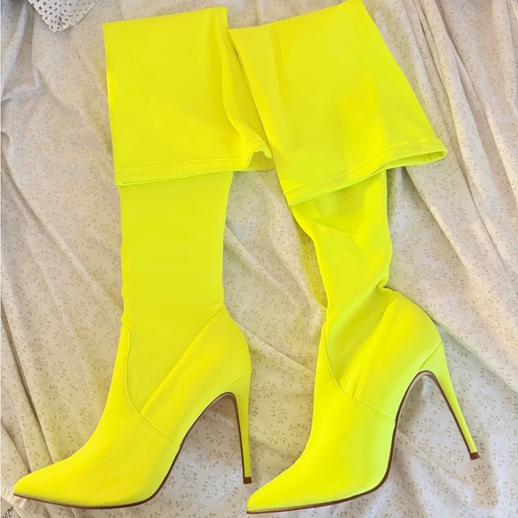 Steve Madden Bright Green Over the Knee Boots - Picture 2 of 3